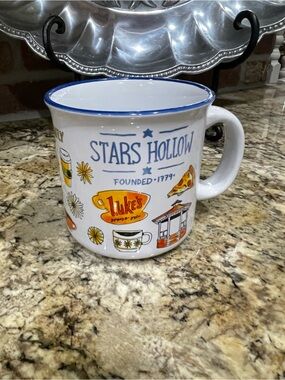 Gilmore Girls 20oz coffee mug STARS HOLLOW, DRAGONFLY INN, LUKE’S - Brand new